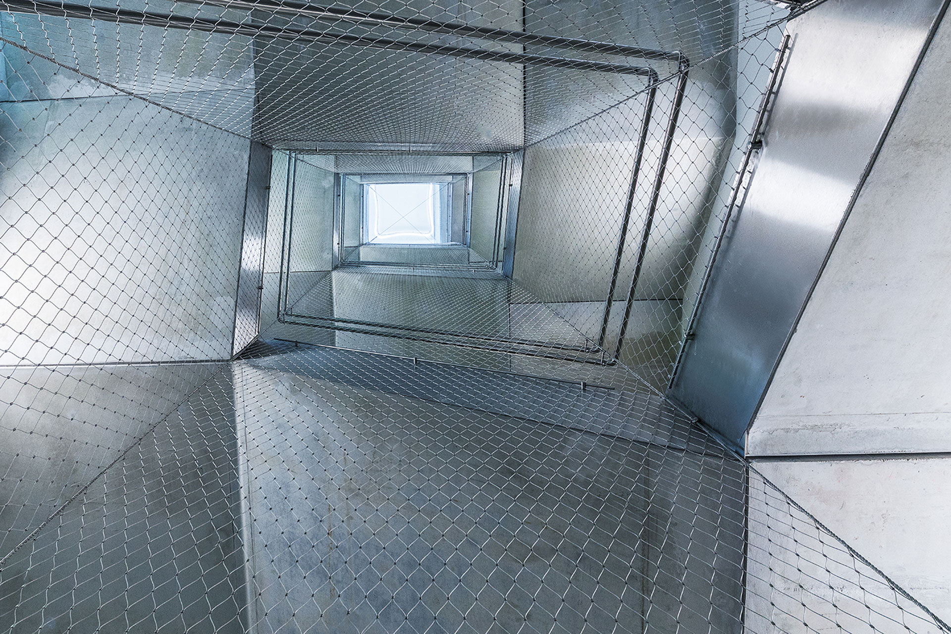 Sécurisation cage d'escalier - France Filets ©